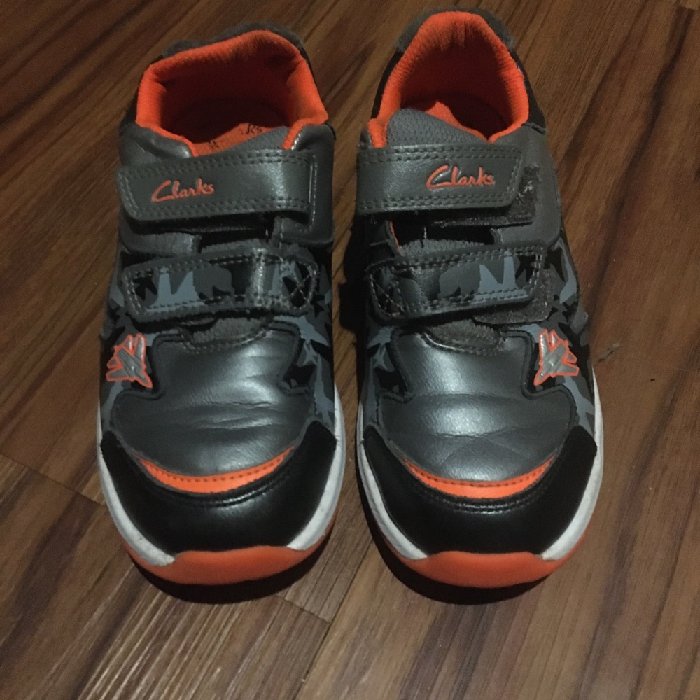 Kids Clark’s sneakers